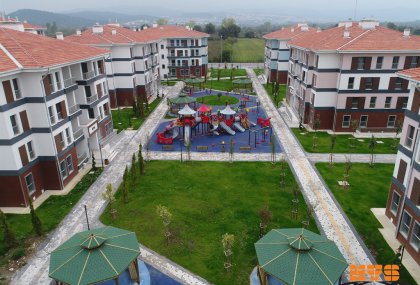 D&uuml;zce İli Merkez İl&ccedil;esi Beyciler Mahallesi 309 Adet Konut ve 8 Adet D&uuml;kkan İnşaatı ile Altyapı ve &Ccedil;evre D&uuml;zenlemesi